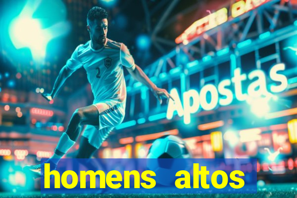 homens altos sarados pelados