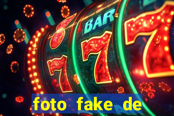 foto fake de mulher no espelho