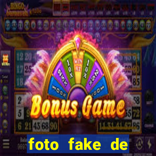 foto fake de menina cacheada