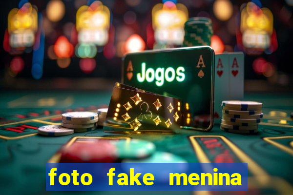 foto fake menina cabelo cacheado